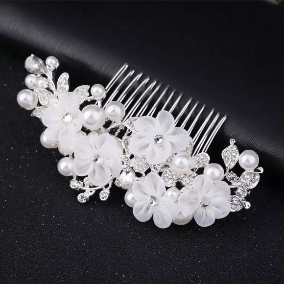 Silk flower hair comb large head piece wedding vine new bling Cz silver - Picture 3 of 3